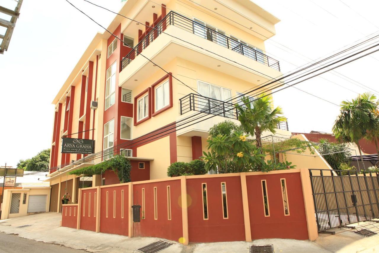 Hotel Arya Graha Semarang Exterior foto