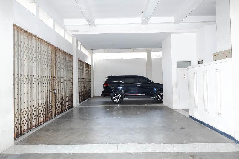 Hotel Arya Graha Semarang Exterior foto